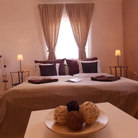 Eden Apartmanhaz Apartment Balatonfured