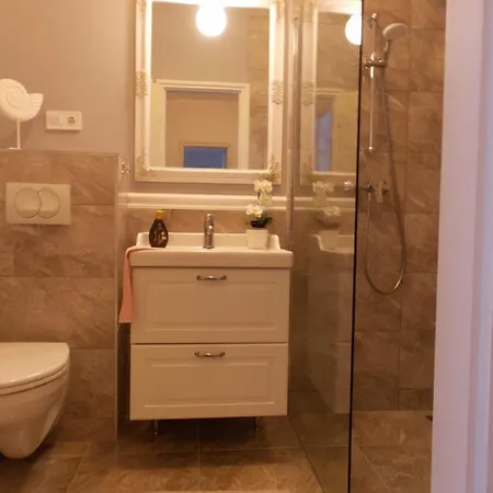 Eden Apartmanhaz Διαμέρισμα Balatonfüred