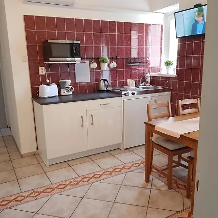 Apartment Eden Apartmanhaz Balatonfured