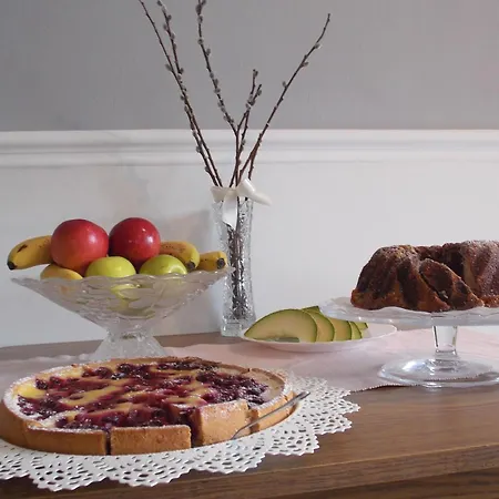 Eden Apartmanhaz Διαμέρισμα *