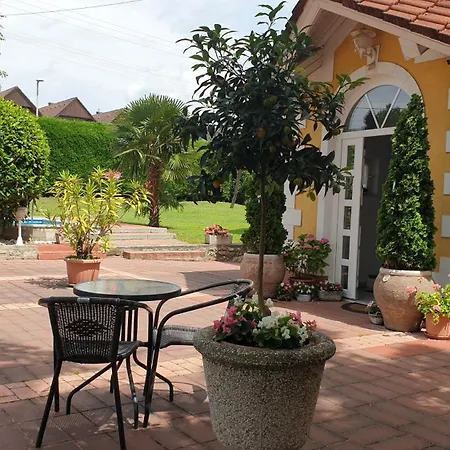 Apartment Eden Apartmanhaz Balatonfured