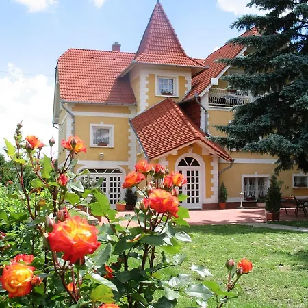 Eden Apartmanhaz Apartment