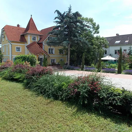 Eden Apartmanhaz Apartment *