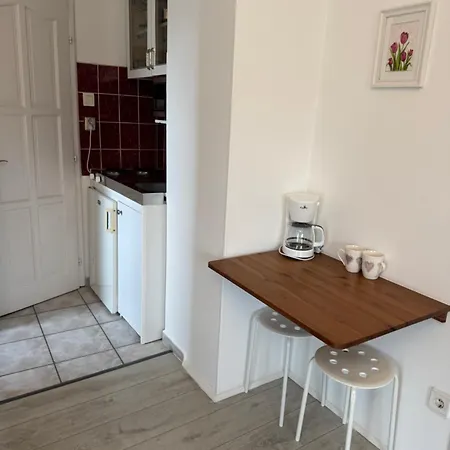 Eden Apartmanhaz Διαμέρισμα