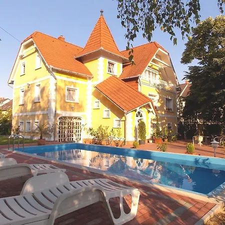 Apartment Eden Apartmanhaz Balatonfured