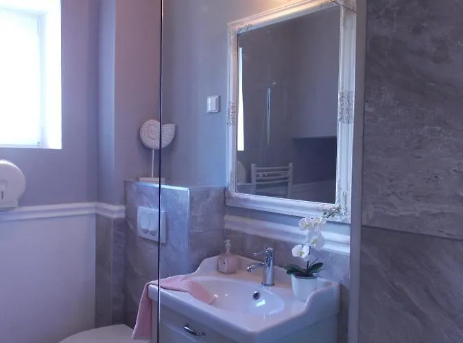 Eden Apartmanhaz * באלאטונפורד