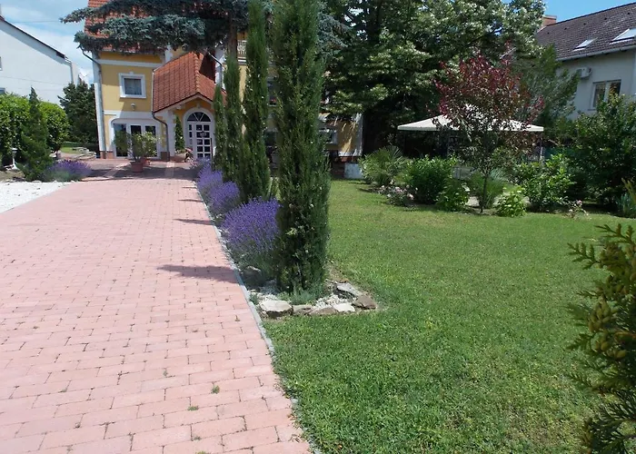 דירה Eden Apartmanhaz *