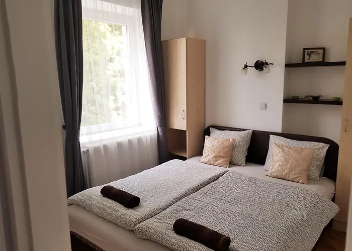 Eden Apartmanhaz דירה