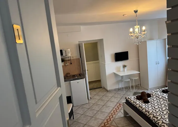 דירה Eden Apartmanhaz *