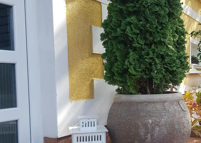 Eden Apartmanhaz דירה באלאטונפורד