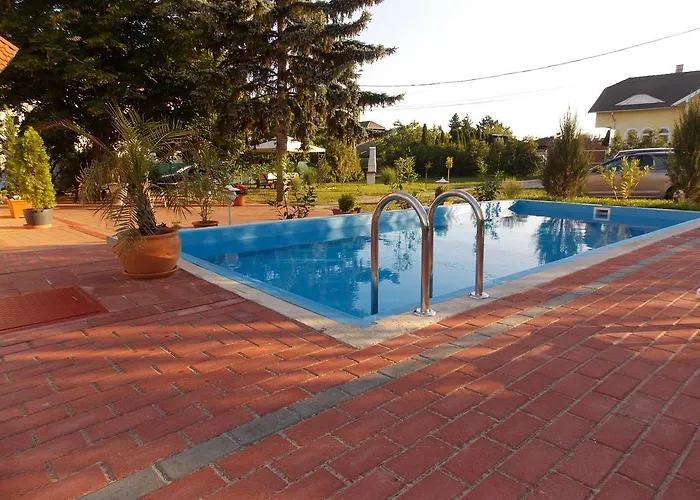 Eden Apartmanhaz דירה